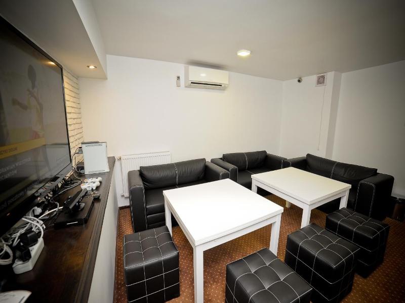 World Hostel Old Town image