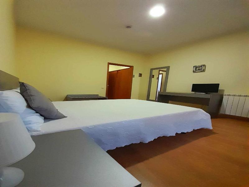 Hotel Jorge V image