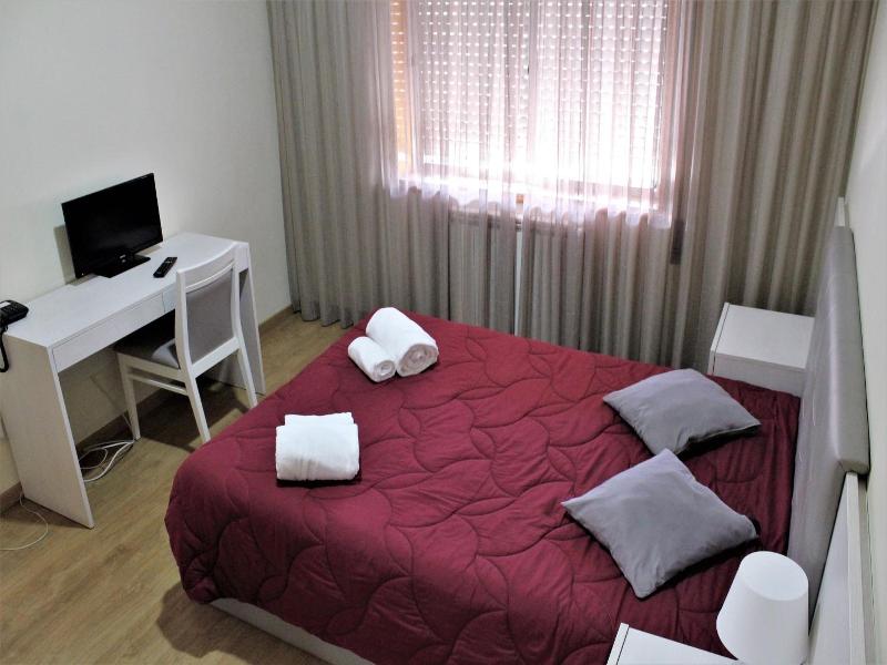 Hotel Jorge V image