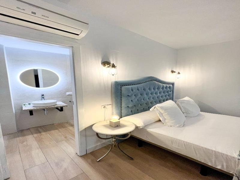 Hotel Servilia image