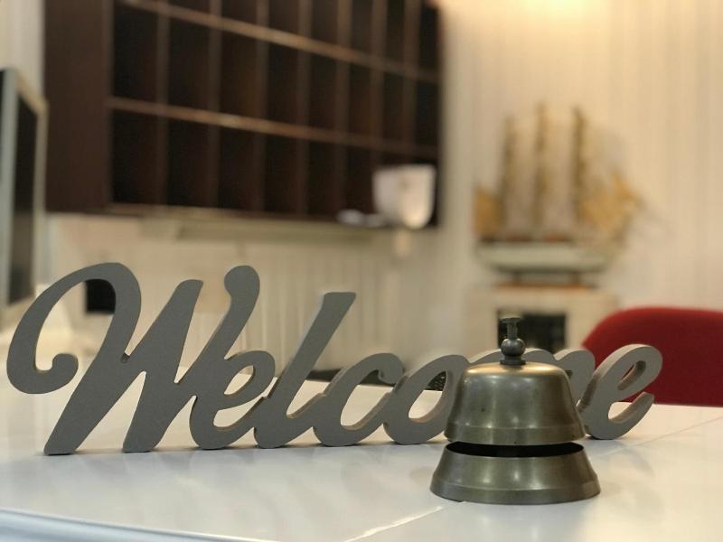 Hotel Amv Rica Ferrol image