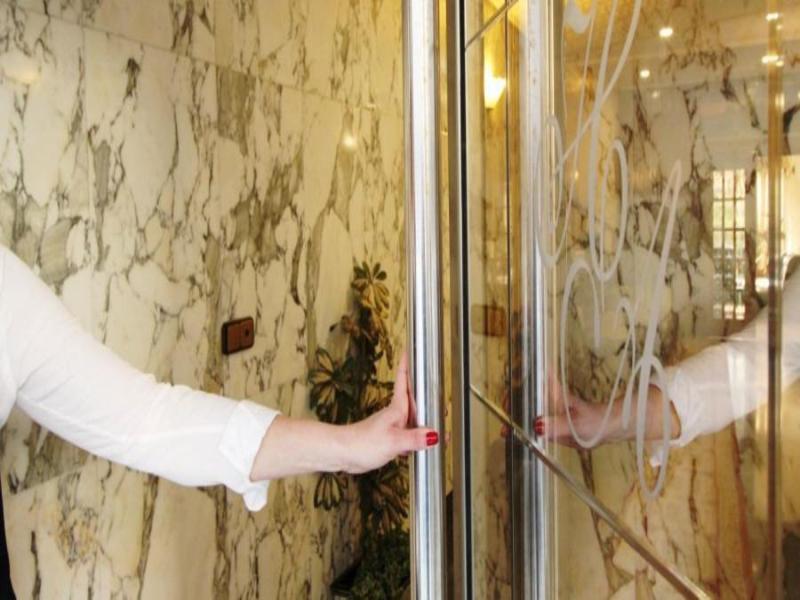 Hotel Amv Rica Ferrol image