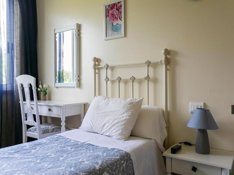 Hotel Amv Rica Ferrol image