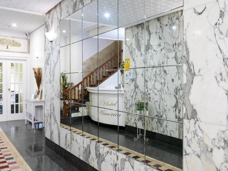 Hotel Amv Rica Ferrol image
