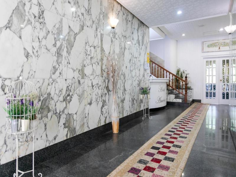 Hotel Amv Rica Ferrol image