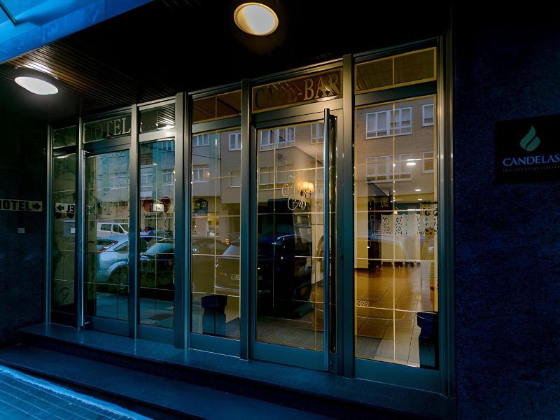 Hotel Amv Rica Ferrol image
