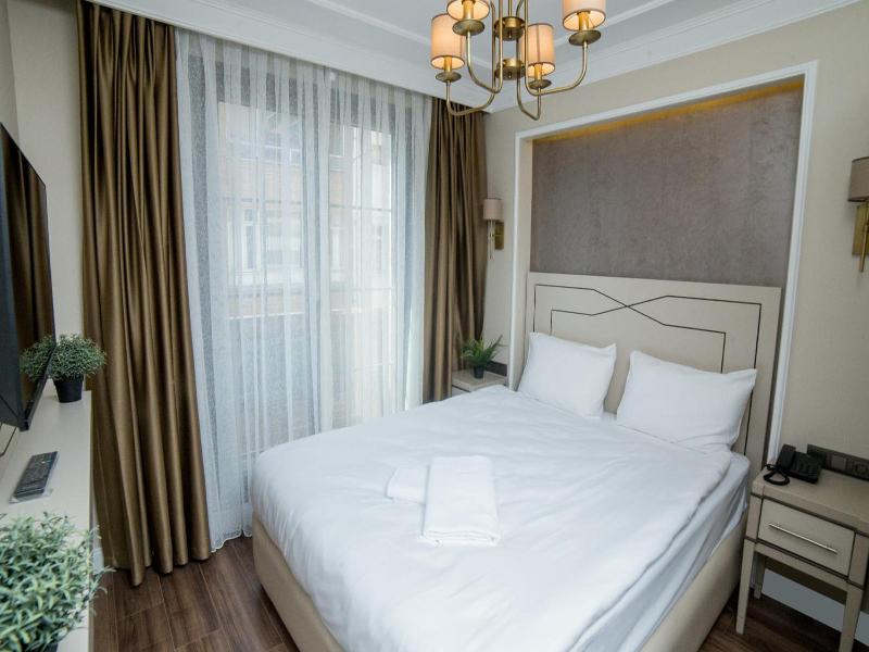 The Charm Hotel Old City image