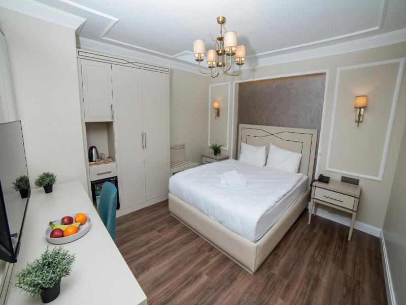 The Charm Hotel Old City image