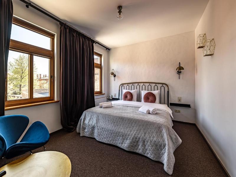 More Hotel image