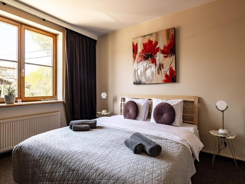 More Hotel image