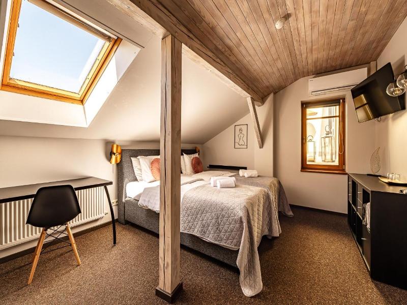 More Hotel image