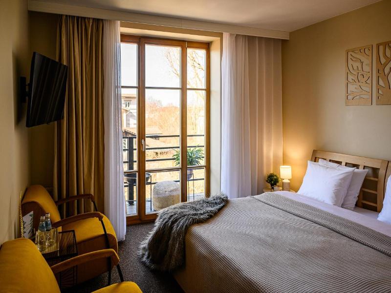 More Hotel image