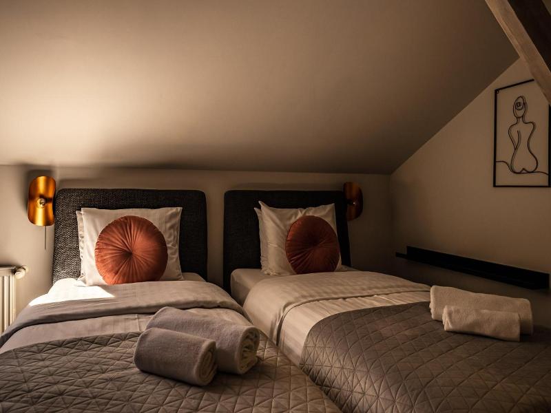 More Hotel image