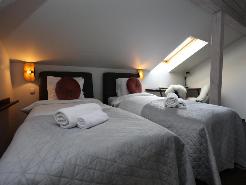 More Hotel image