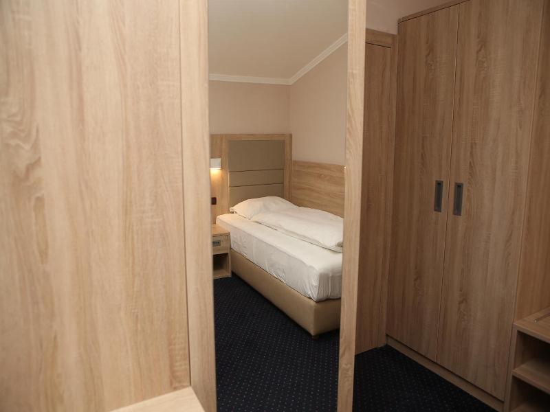 Hotel Ana image