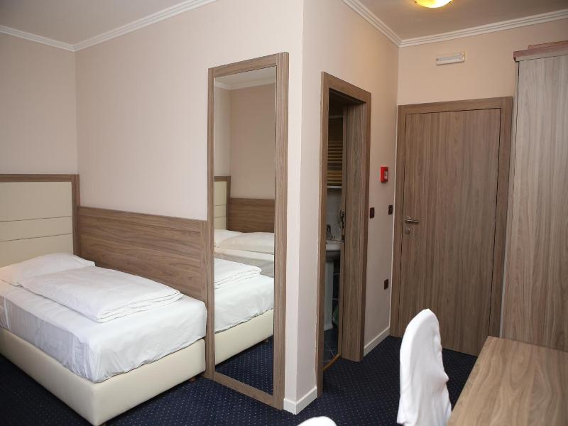 Hotel Ana image