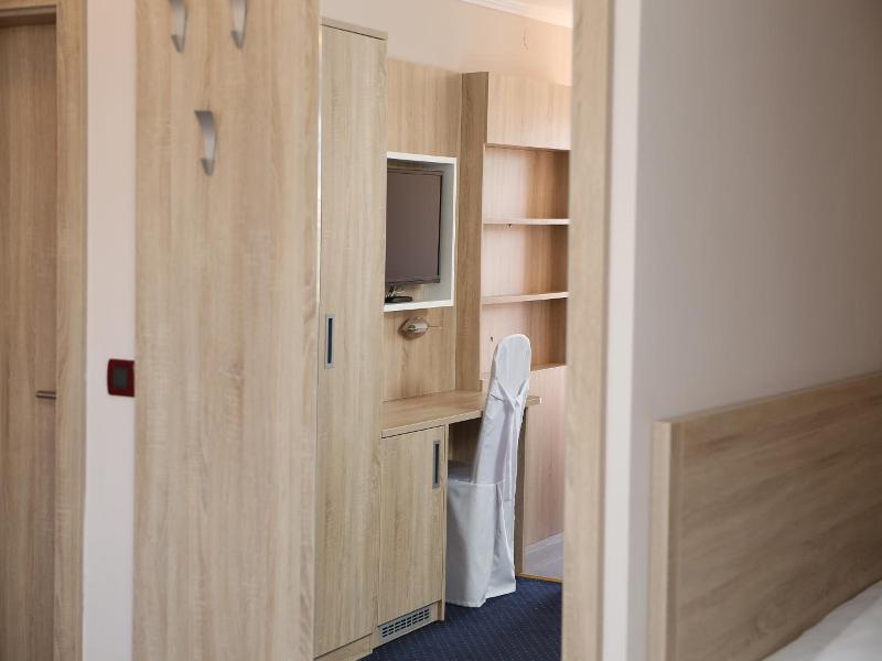 Hotel Ana image