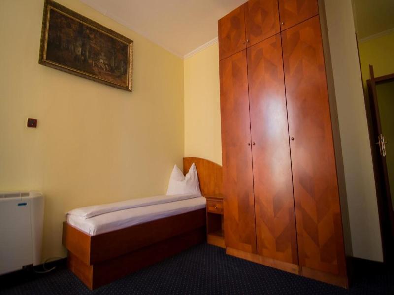 Hotel Ana image