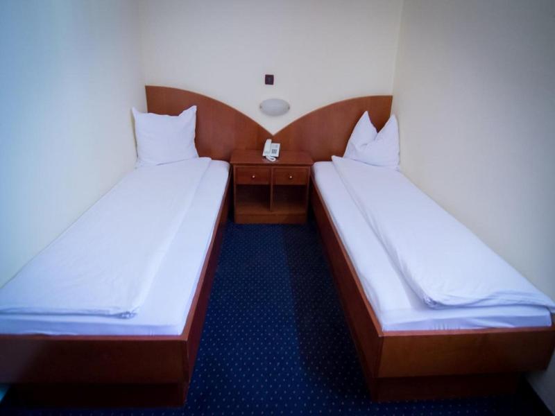 Hotel Ana image