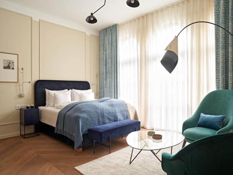 Bagatelle Gardenhouse image
