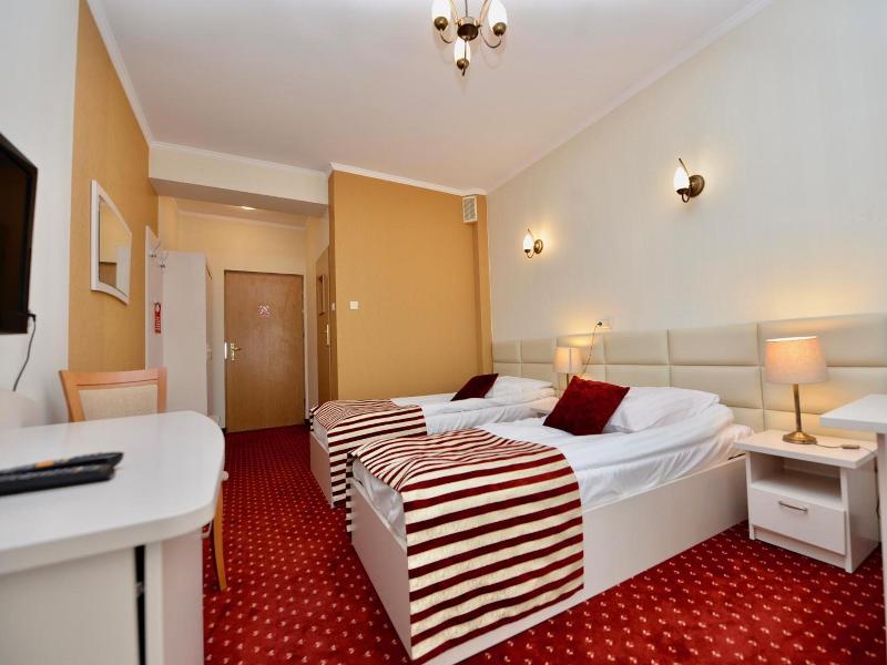 Hotel Lord D Obica image