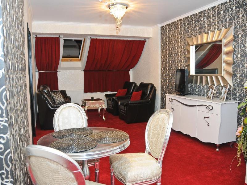Hotel Lord D Obica image