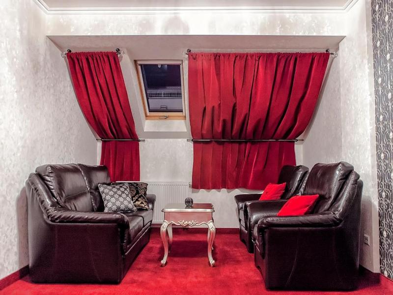Hotel Lord D Obica image