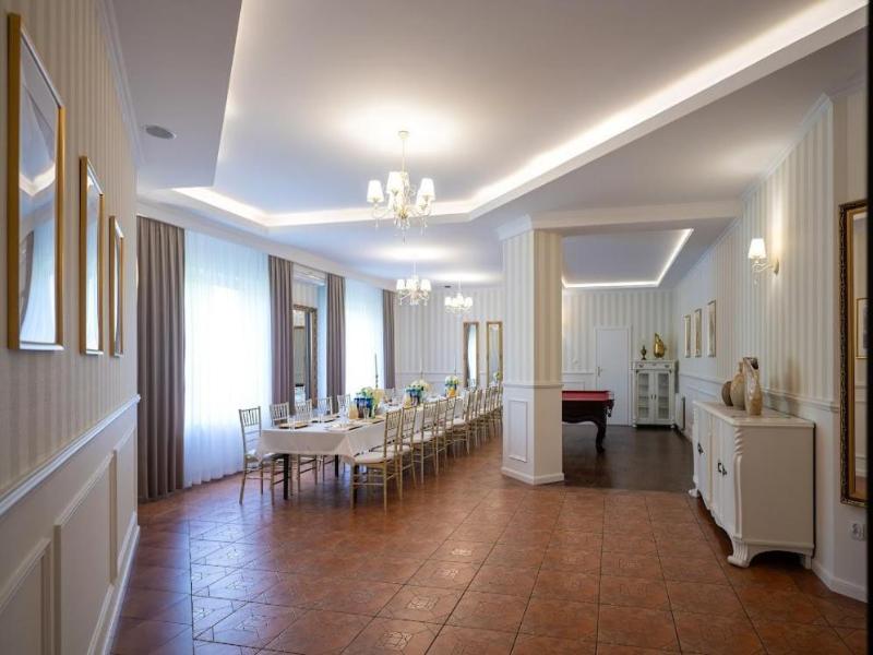 Hotel Lord D Obica image