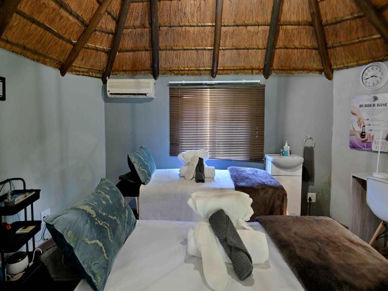 Bon Hotel Rustenburg image