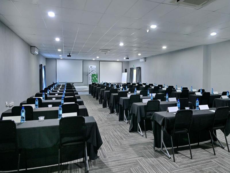 Bon Hotel Rustenburg image