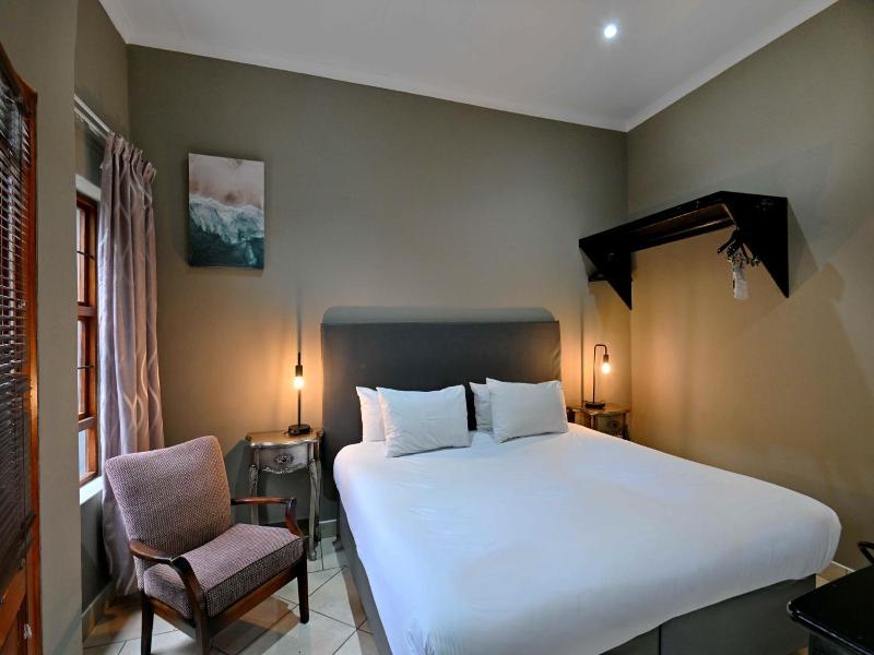 Bon Hotel Rustenburg image