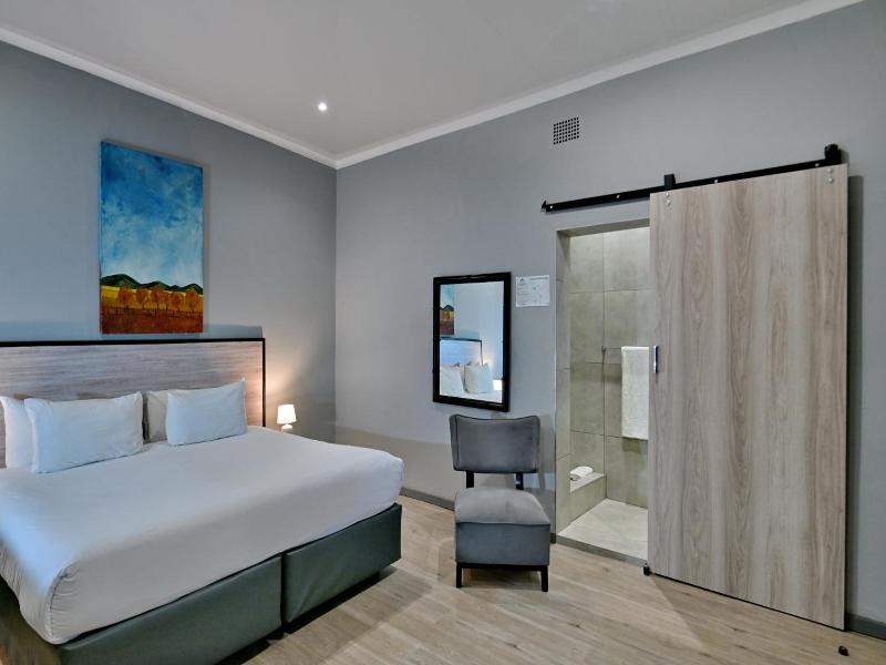 Bon Hotel Rustenburg image