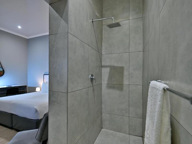 Bon Hotel Rustenburg image