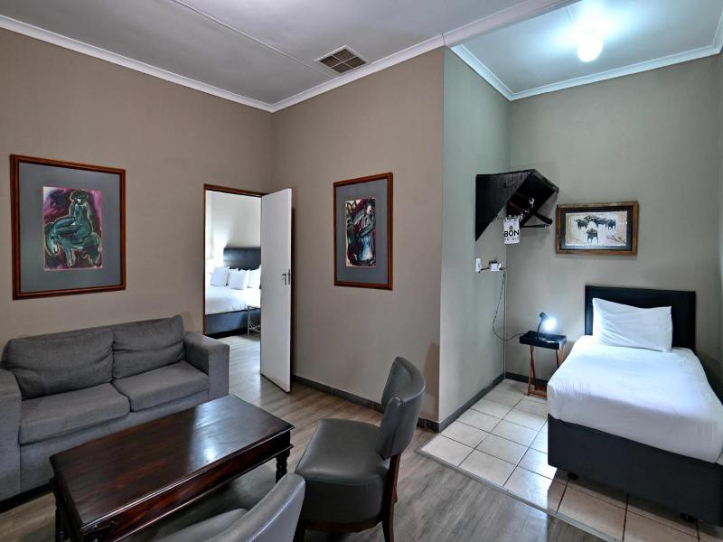 Bon Hotel Rustenburg image