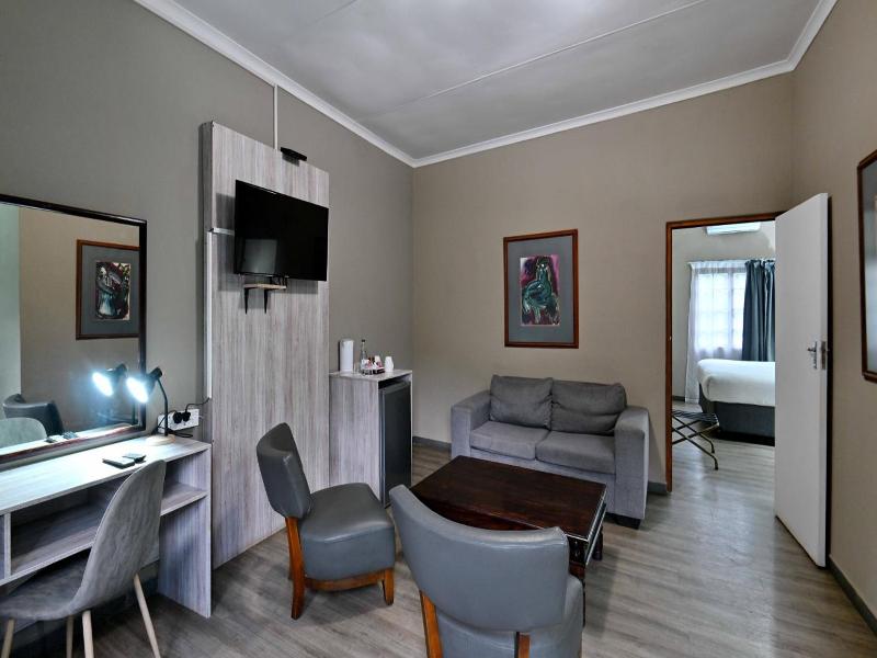Bon Hotel Rustenburg image