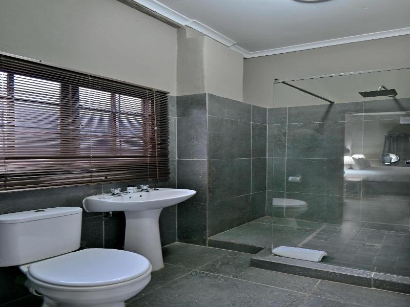 Bon Hotel Rustenburg image