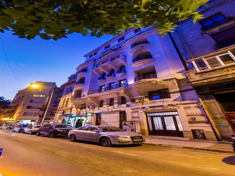 Hotel Carpati Imparatul Romanilor image