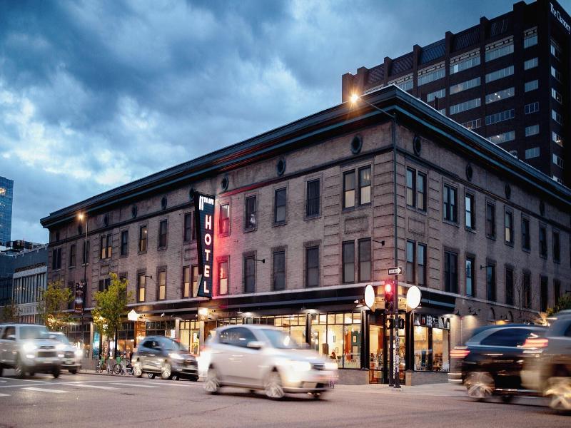 11th Avenue Hostel