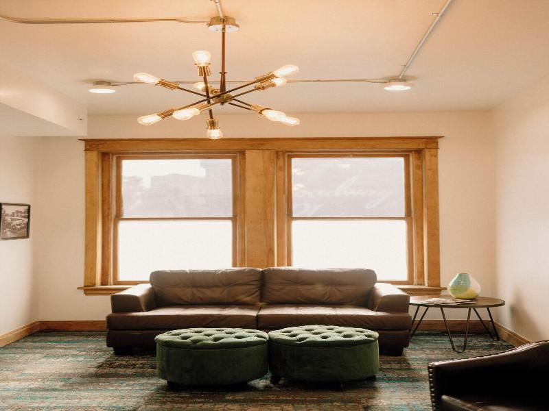 11th Avenue Hostel