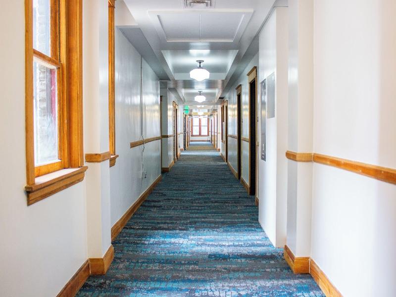 11th Avenue Hostel