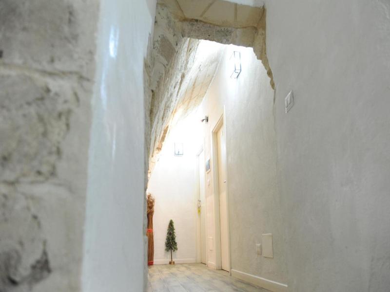 Sisters Residence image