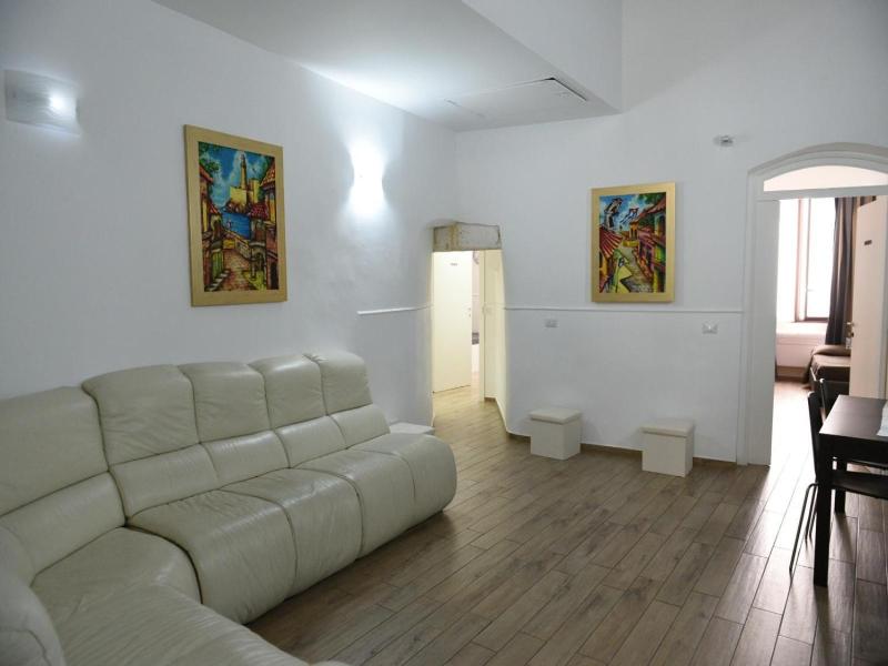 Sisters Residence image