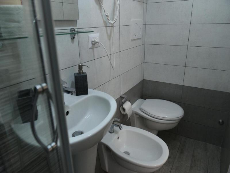 Sisters Residence image