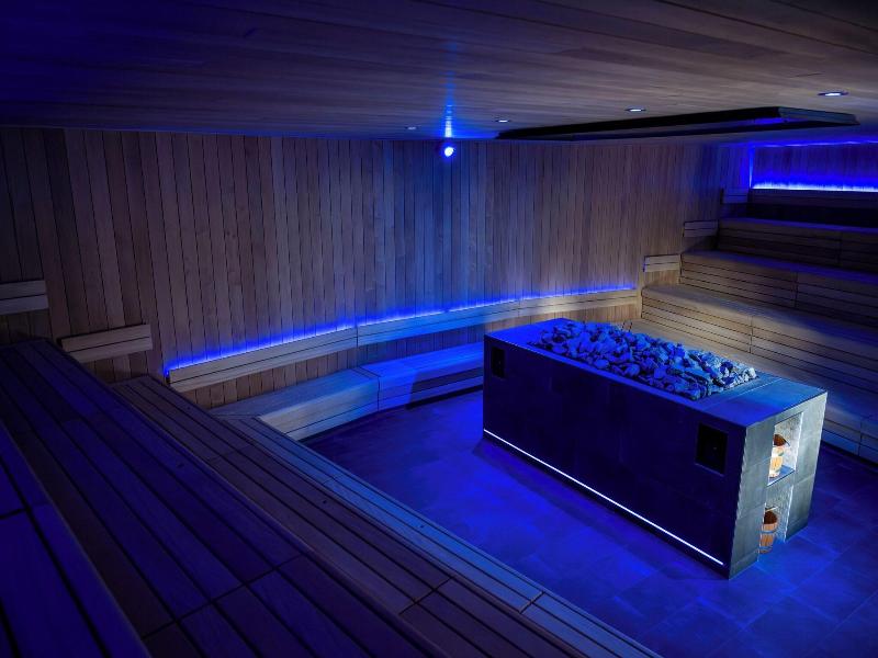 Hotel & Wellness Zuiver image