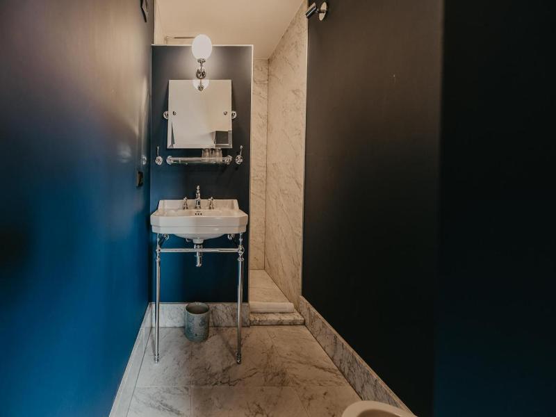 Boutique Hotel Zeeuws Meisje image