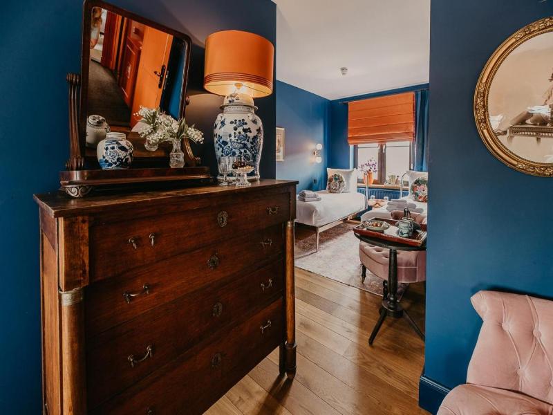 Boutique Hotel Zeeuws Meisje image