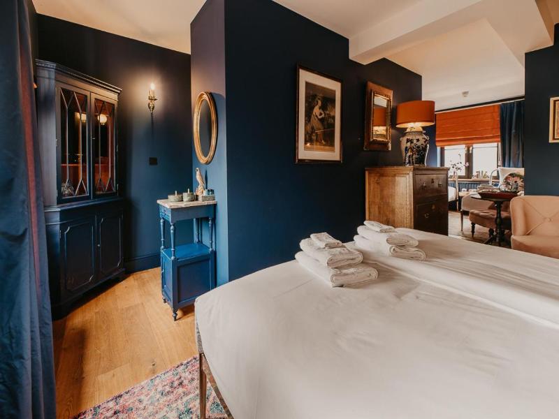 Boutique Hotel Zeeuws Meisje image