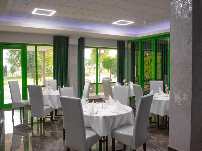 Hotel Promenada Biznes Wypoczynek image