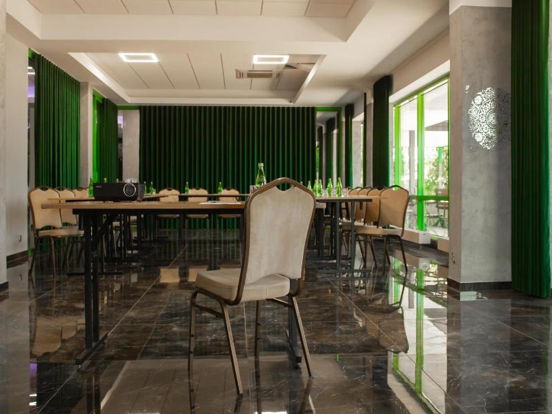 Hotel Promenada Biznes Wypoczynek image