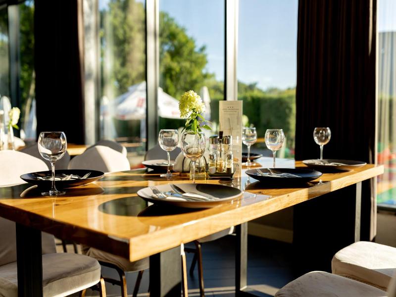 Hotel Promenada Biznes Wypoczynek image